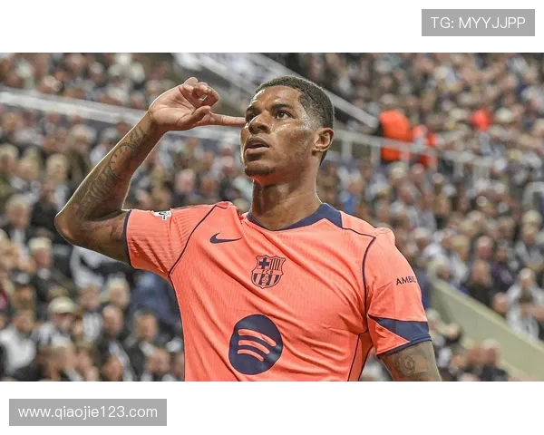 拉什福德12场造11球成巴萨赛季队内参与进球最多核心锋霸地位